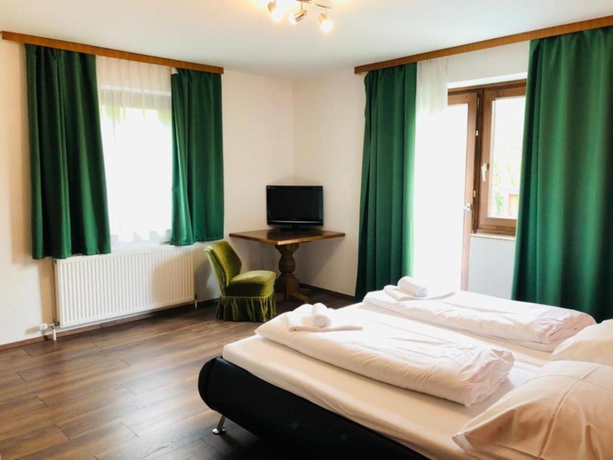 Holiday House Auer - By Four Seasons Apartments Kaprun Esterno foto